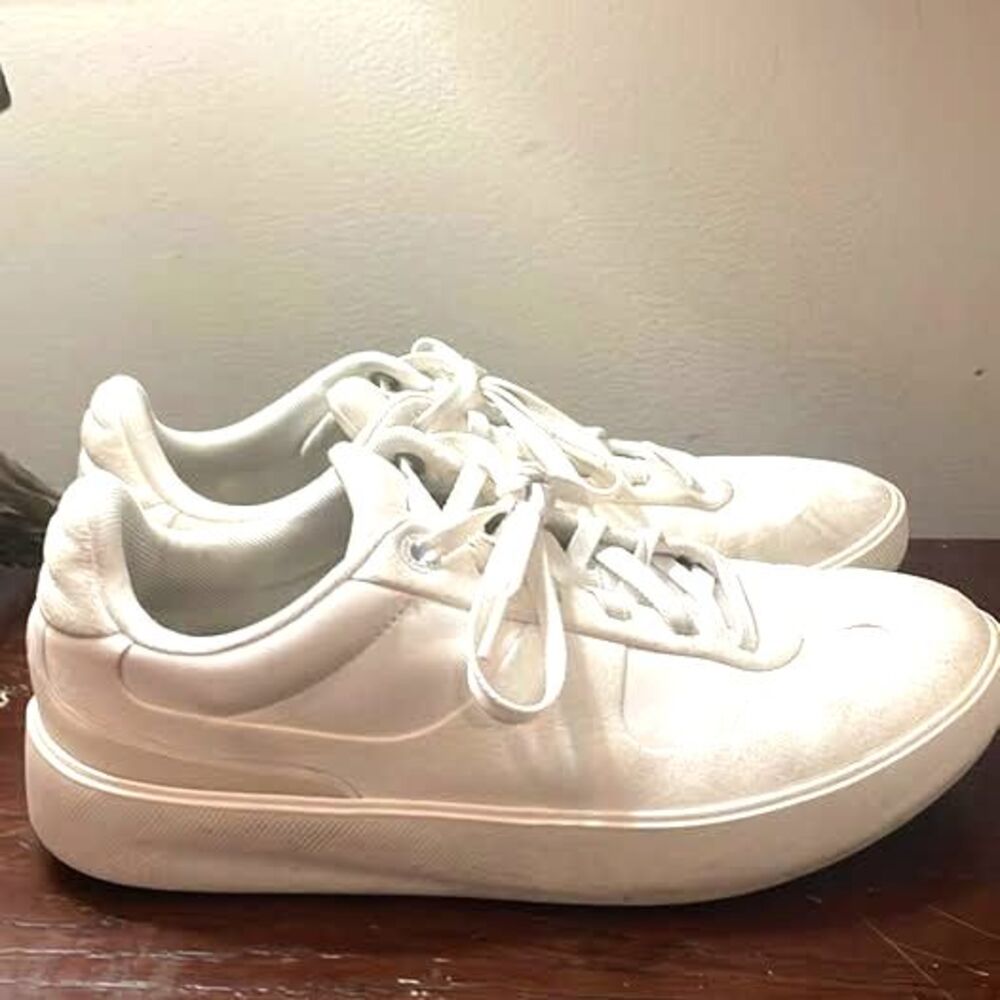 Lululemon Cityverse Women’s Size 9.5 White Lace Up Athletic Shoes Sneaker
